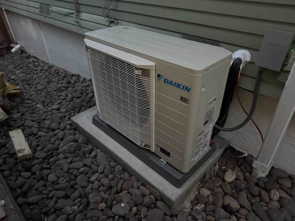 Daikin heat pump installation in San Diego